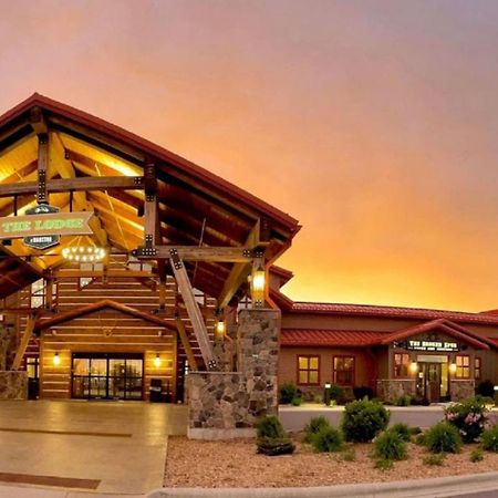 The Lodge At Mauston エクステリア 写真