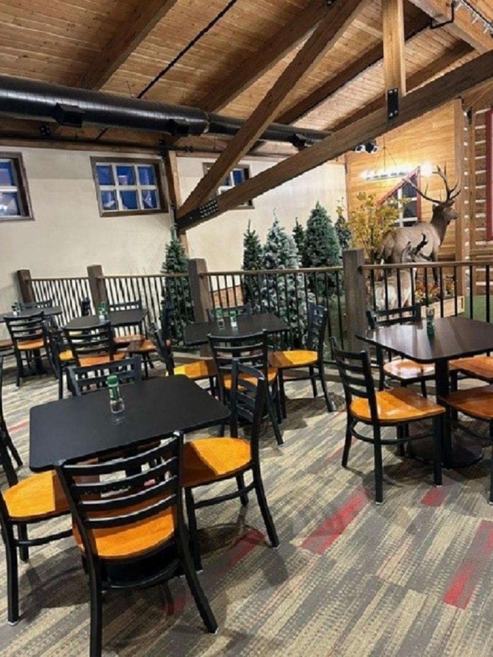 The Lodge At Mauston エクステリア 写真