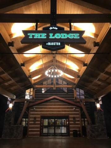 The Lodge At Mauston エクステリア 写真